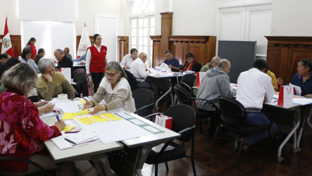La Contraloría General convoca a adultos mayores de 60 de años para que participen del programa voluntario “Mentores de Control Social” y de esta manera se conviertan en aliados en la fiscalización del correcto uso de recursos públicos en la región Junín.