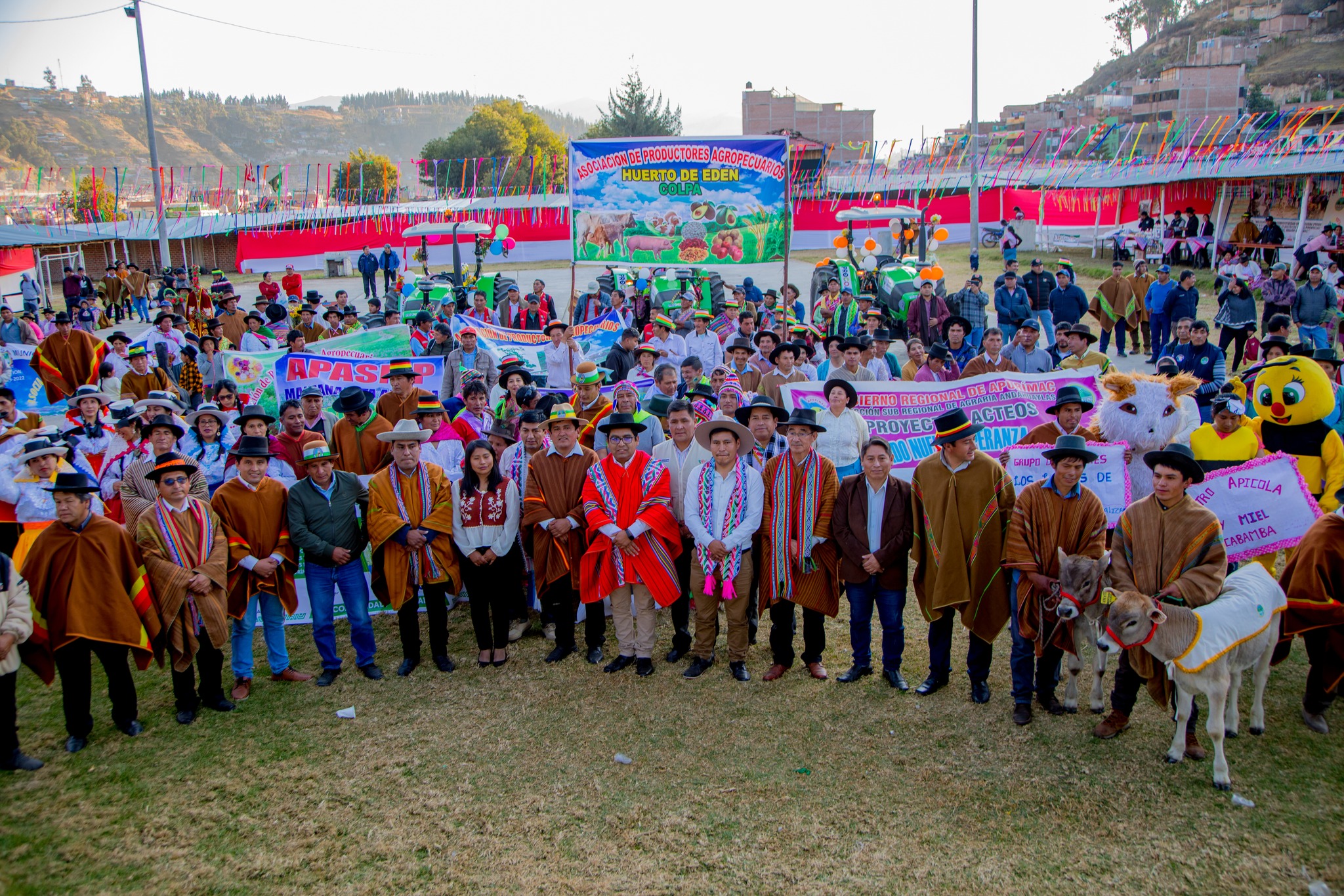 En medio de gran expectativa y presencia masiva de población gobernador regional realizó lanzamiento de la 26° Feria Expo Tejamolino 2023