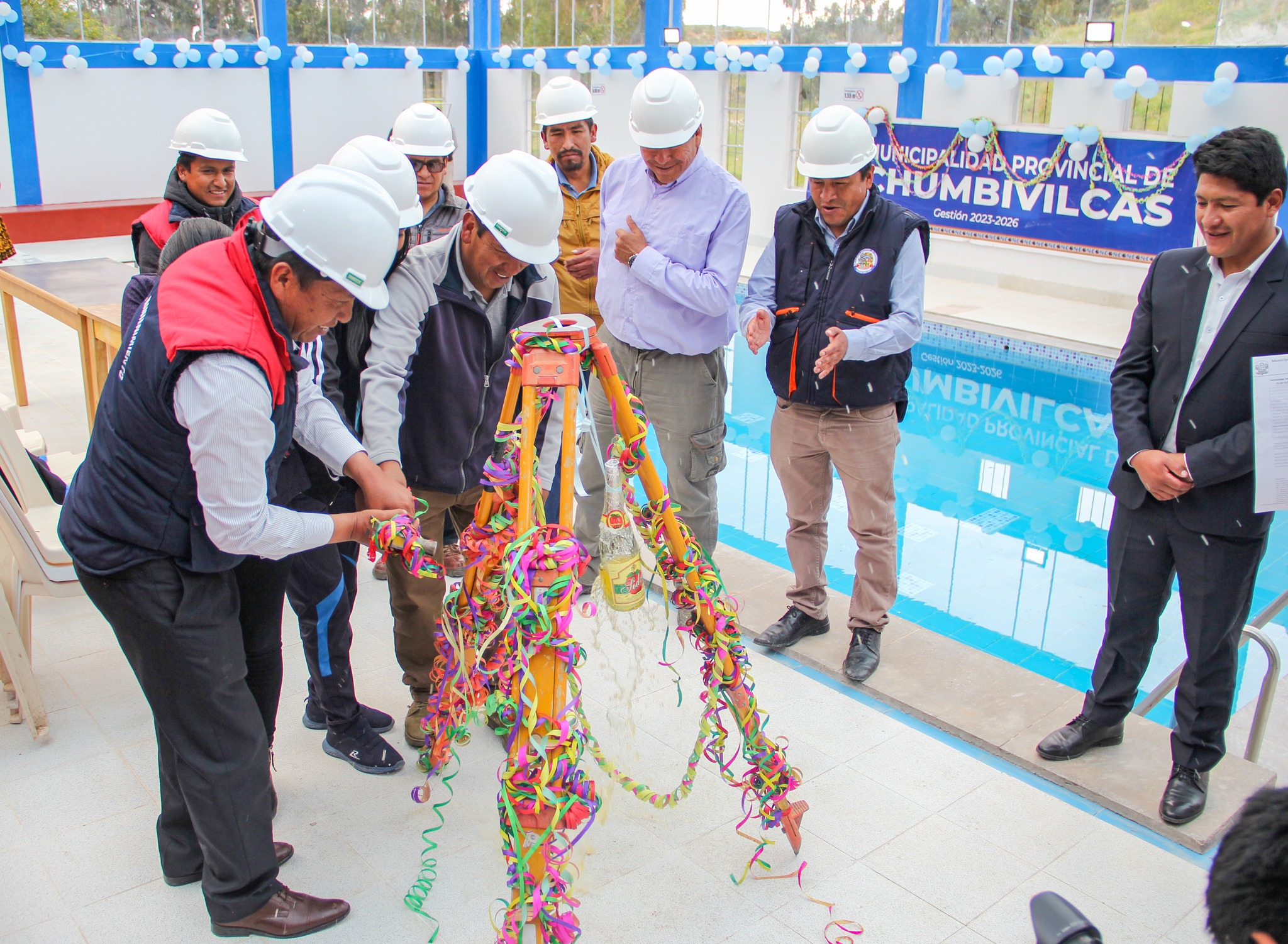 Municipalidad de Chumbivilcas entrega renovada piscina temperada en Santo Tomás