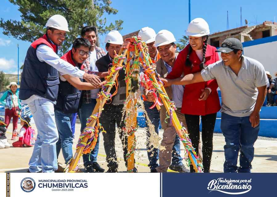 Municipalidad de Chumbivilcas entrega renovado complejo deportivo José Carlos Mariátegui