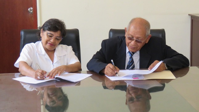 FOTO DE FIRMA DE CONVENIO