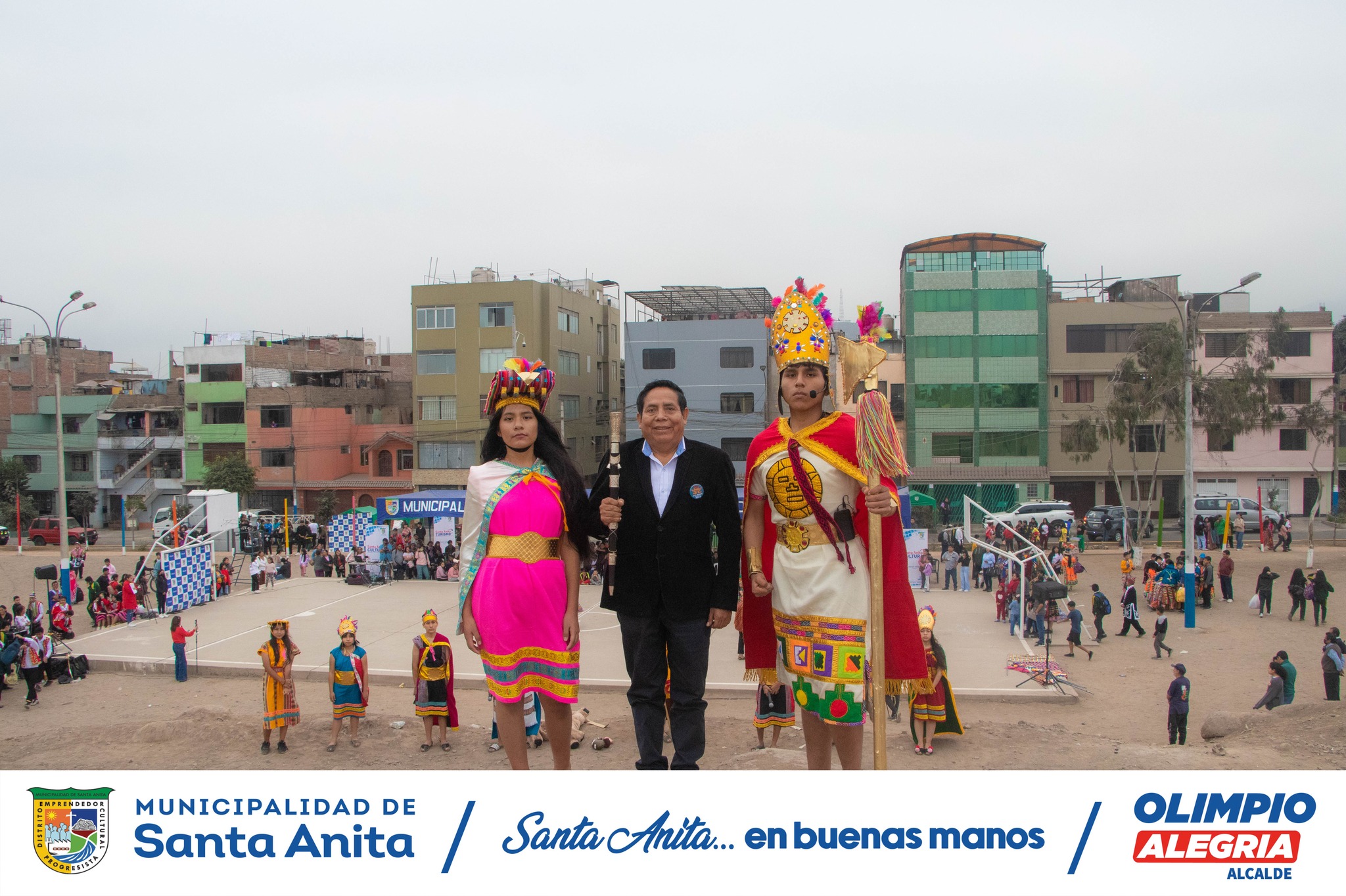 Se llevó a cabo la Celebración del Inti Raymi en la Huaca Los Perales con la presencia del alcalde Lic. Olimpio Alegría Calderón, regidores y funcionarios del distrito. Los alumnos del IE N° 1211 José María Arguedas Altamirano presentaron una hermosa escenificación y danzas tipicas. Dicho evento ancestral fue mágico y memorable que nos permitió honrar al sol y agradecer por las bendiciones de la tierra. ¡Gracias a todos por su participación!
#intiraymi2023
#olimpioalegria
#santaanitaenbuenasmanos