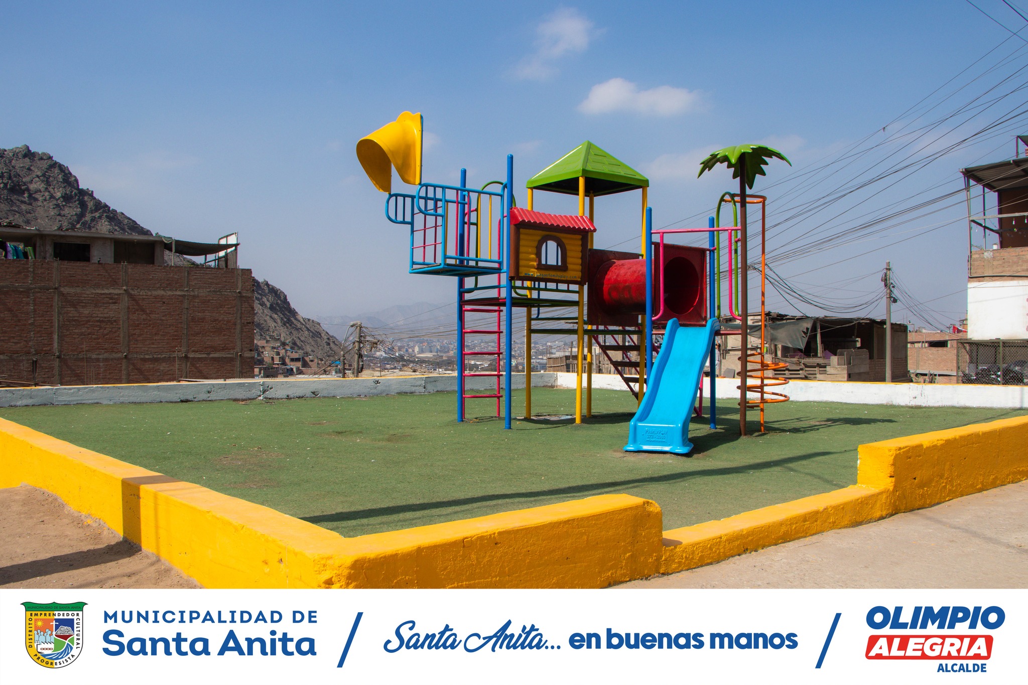 ✅ Nuestro personal de Áreas Verdes de la Municipalidad de Santa Anita, vienen realizando mantenimiento y recuperación de los espacios recreativos y lozas en Virgen de las Nieves, con esta acción buscamos fomentar un ambiente más saludable y sostenible para todos los vecinos.
#santaanitaenbuenasmanos
#olimpioalegria