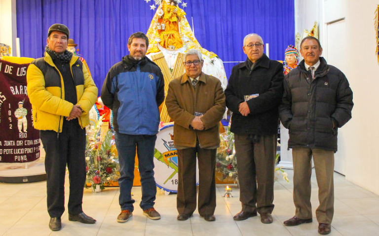 Las ponencias sobre la “Historia Antropológica de los Sikuris del Barrio Mañazo”, expuesta por Walter Rodríguez Vásquez, y la “Historia de las Máscaras en Puno” presentada por Edwin Loza Huarachi, que forman parte de la "Exposición Fotográfica y de Trajes de Sicuris del Barrio Mañazo"; han despertado gran interés de la población puneña, registrando una gran asistencia y participación.