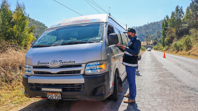 Entre las infracciones más recurrentes se encuentran la falta de autorización para prestar el servicio de transporte de pasajeros