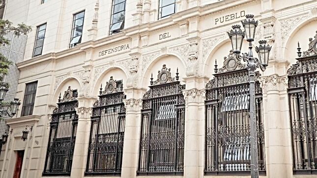 fachada de la Defensoría del Pueblo