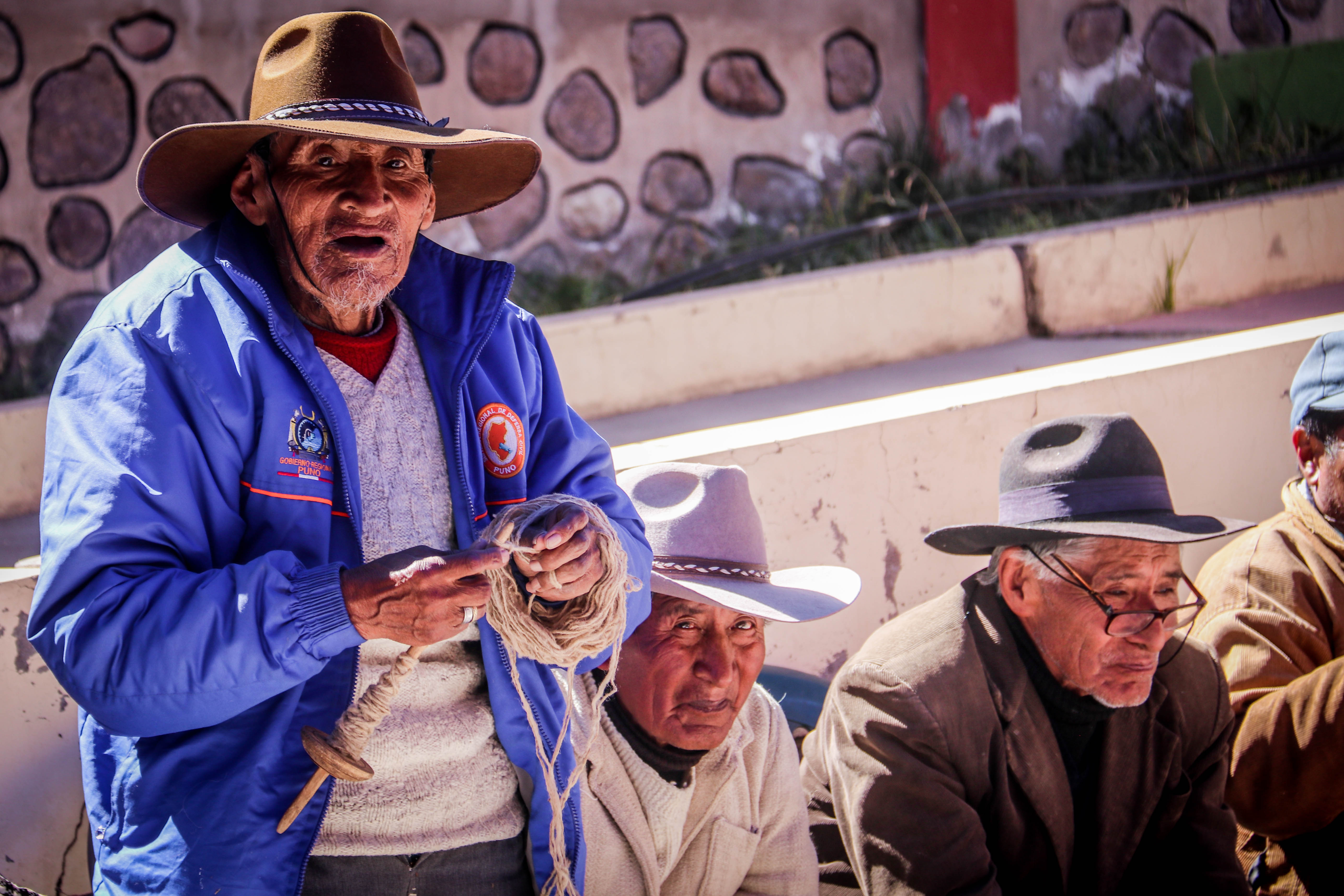 Adultos mayores compartieron sus conocimientos ancestrales