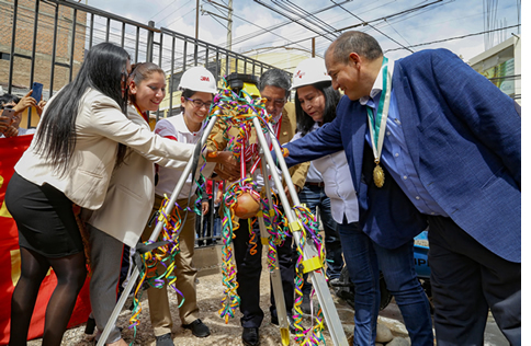 Construcción de Oficina Comercial