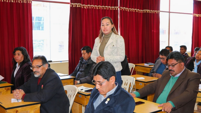 A un consenso llegaron las principales autoridades de la provincia de Puno, respecto a mantener la sede del Colegio de Alto Rendimiento (COAR), luego que se expusiera que el terreno que se destinará para la futura construcción, si cumple con los requisitos solicitados, en referencia a la Norma Técnica N°050-2019-MINEDU “Criterios de diseño para colegios de alto rendimiento COAR” siendo la propuesta N°02 la mejor opción ante las otras dos propuestas que se presentaron al Ministerio de Educación (MINEDU).