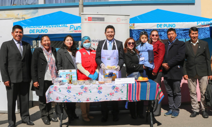 En un esfuerzo conjunto para reducir los altos índices de anemia que aquejan a la provincia de Puno, la Instancia de Articulación Local (IAL) Puno presentó la campaña “Unidos Contra la Anemia”, que tiene por objetivo contribuir en la prevención y reducción de esta enfermedad, actividad encabezada por el presidente de la IAL, alcalde de Puno, Lic. Javier Ponce Roque y el Concejo Municipal en pleno.