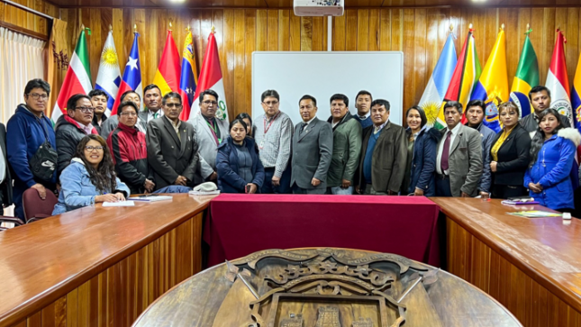 El Ministerio de Transportes y Comunicaciones (MTC) y la Dirección de Circulación Vial (DCV) en coordinación con la Gerencia de Transportes y Seguridad Vial de la Municipalidad Provincial de Puno; organizaron la capacitación sobre la integración de licencias de conducir de Clase - B al Sistema Nacional de Conductores, en donde participaron especialistas del área de transportes de las 13 provincias de la región altiplánica.
