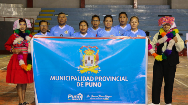 Con el objetivo de estrechar lazos interinstitucionales e incentivar la práctica del deporte para una vida saludable, el Instituto Peruano del Deporte (IPD) de la región Puno viene organizando los Juegos Deportivos Laborales Puno 2023 en su edición número 21, el mismo que inicio el día de hoy con una ceremonia protocolar y desfile de los participantes.