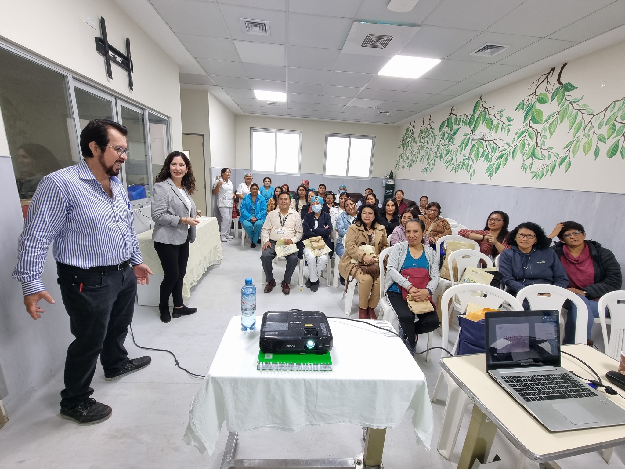 Afianzamos nuestro compromiso para seguir atendiendo a nuestros pacientes con calidad y vocación de servicio