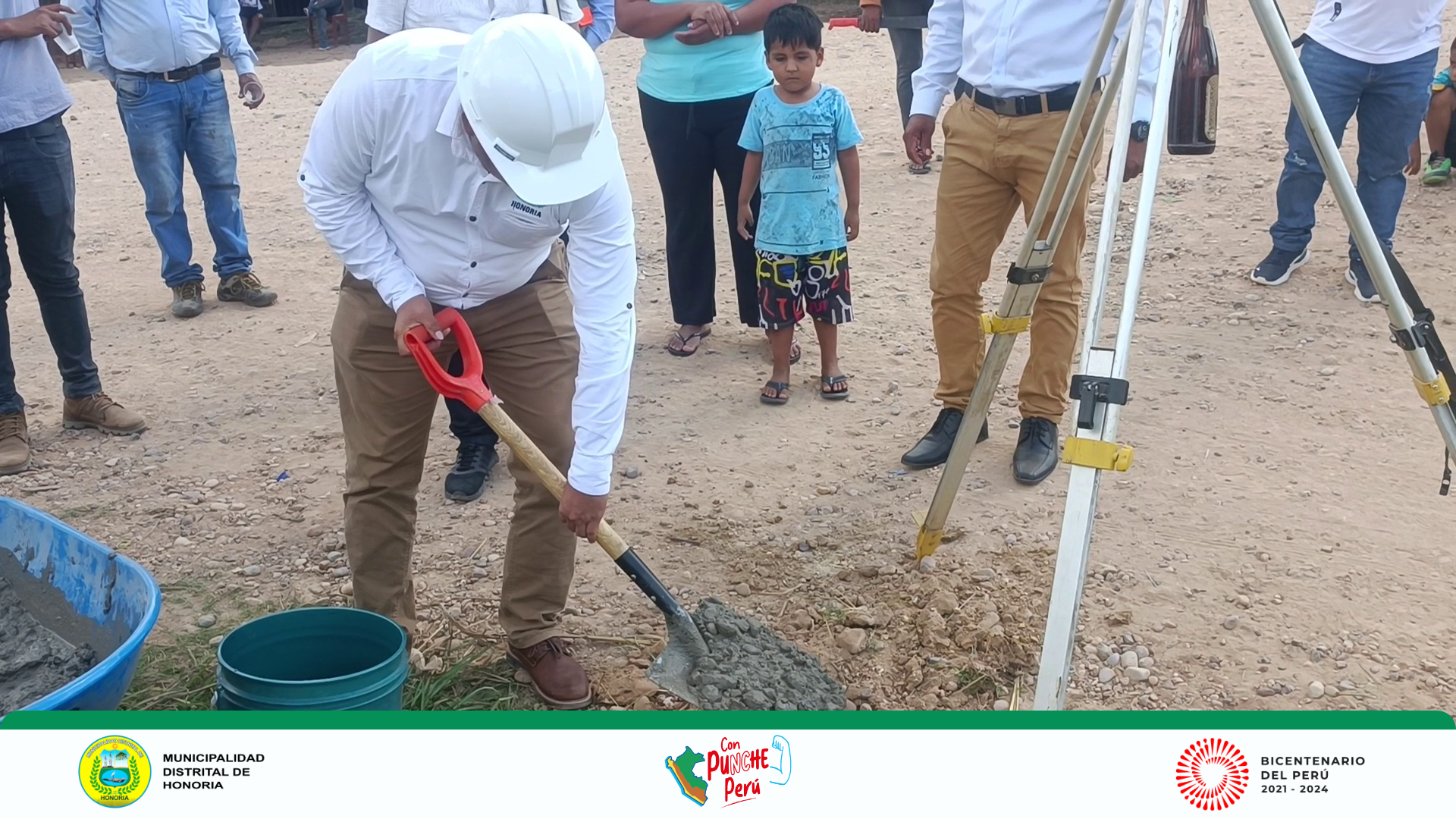 Primera piedra del proyecto y acondicionamiento de las calles del centro poblado de San Miguel de Semuya