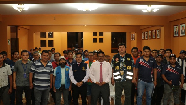 CON ÉXITO SE REALIZÓ JORNADA DE SENSIBILIZACIÓN DIRIGIDO A TRANSPORTISTAS DE VEHÍCULOS MENORES 