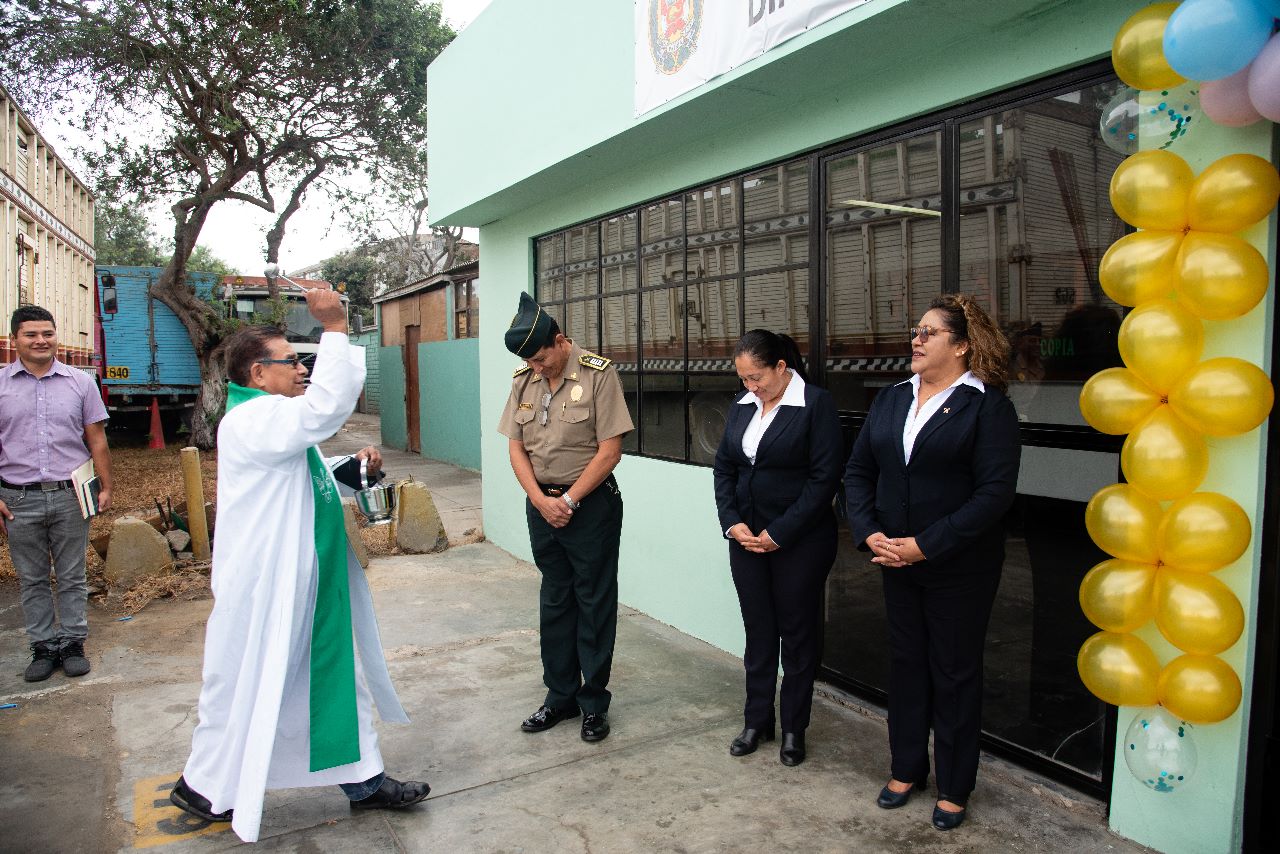 Inauguran primer lactario en cuartel Juan Benites Luna de PNP en Rímac