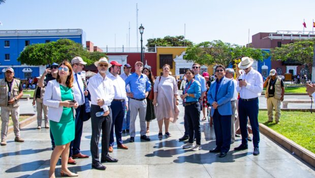 Visitantes extranjeros