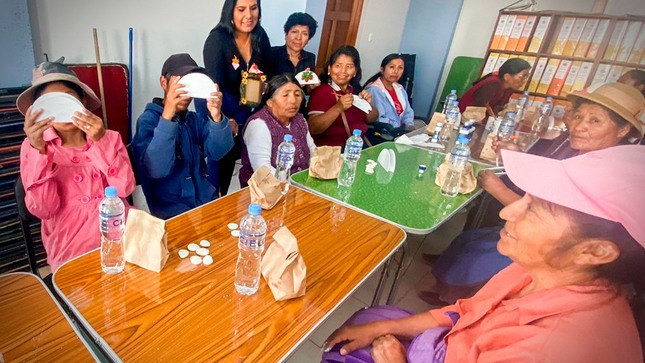 Curso de cerámica en frío en OMAPED