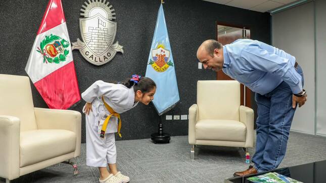 El alcalde Pedro Spadaro conoció a la pequeña Sara Valentina Moscaiza Melendres, destacada deportista karateca.