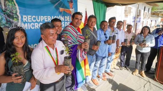 Gobernador inicia proyecto de microcuencas en Anchalay y Hualambi de Jililí