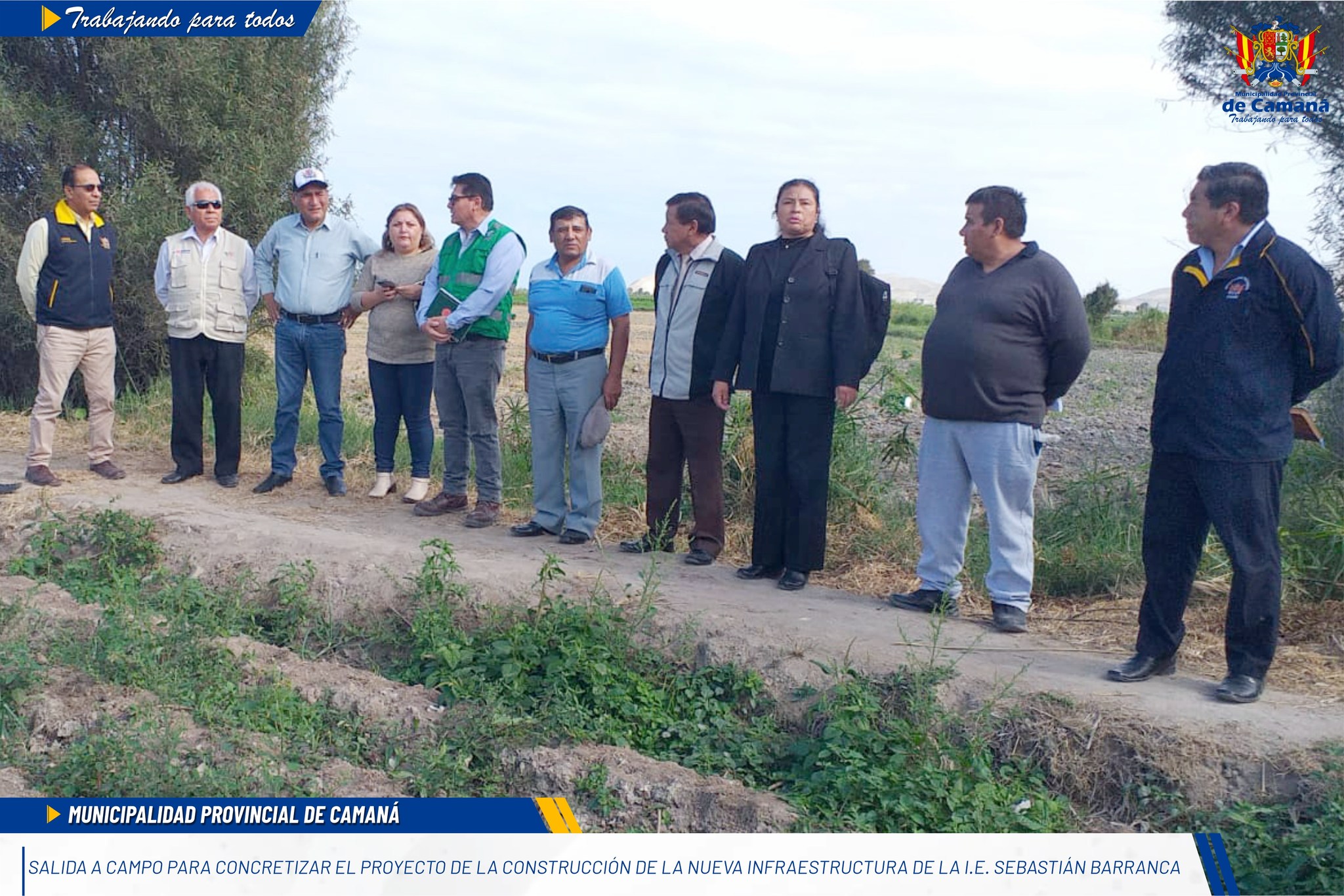 El día de hoy en horas de la mañana se reunieron importantes autoridades de nuestra provincia al llamado del Dr. Jaime Mamani Álvarez alcalde provincial para tratar el desvió de canal de regadío el brazo y así ampliar el área del terreno para la construcción de la nueva infraestructura del colegio nacional Sebastián barranca, es más, en esta reunión de trabajo destacamos la presencia del subprefecto de la provincia, director de la UGEL Camaná, presidente de la junta de usuarios, representantes de la administración aguas, comisión de regantes la dehesa, directora y plana docente de la institución educativa, en primer acto el alcalde provincial expuso el motivo de la reunión manifestando la necesidad de hacer modificaciones en el proyecto de la nueva infraestructura barranquina, asimismo los representantes de instituciones llámese agrarias, entre otras, luego de escuchar el planteamiento de la autoridad edil dieron su apoyo positivo manifestando en su mayoría que este tipo de obras sí se deberían ejecutar por ser de suma prioridad más aun tratándose de la educación de la población estudiantil, principalmente del alma mater (colegio Sebastián barranca), finalmente la directora de la mencionada institución educativa, docentes, APAFA, y representantes de la asociación de ex barranquinos dieron su agradecimiento a la primera autoridad edil de la provincia y demás autoridades por tomar el interés de modernizar la infraestructura de este colegio que por muchos años se viene gestionando, que por el transcurrir de los años ya se encuentra bastante deteriorado y que necesita urgente su pronta modernización