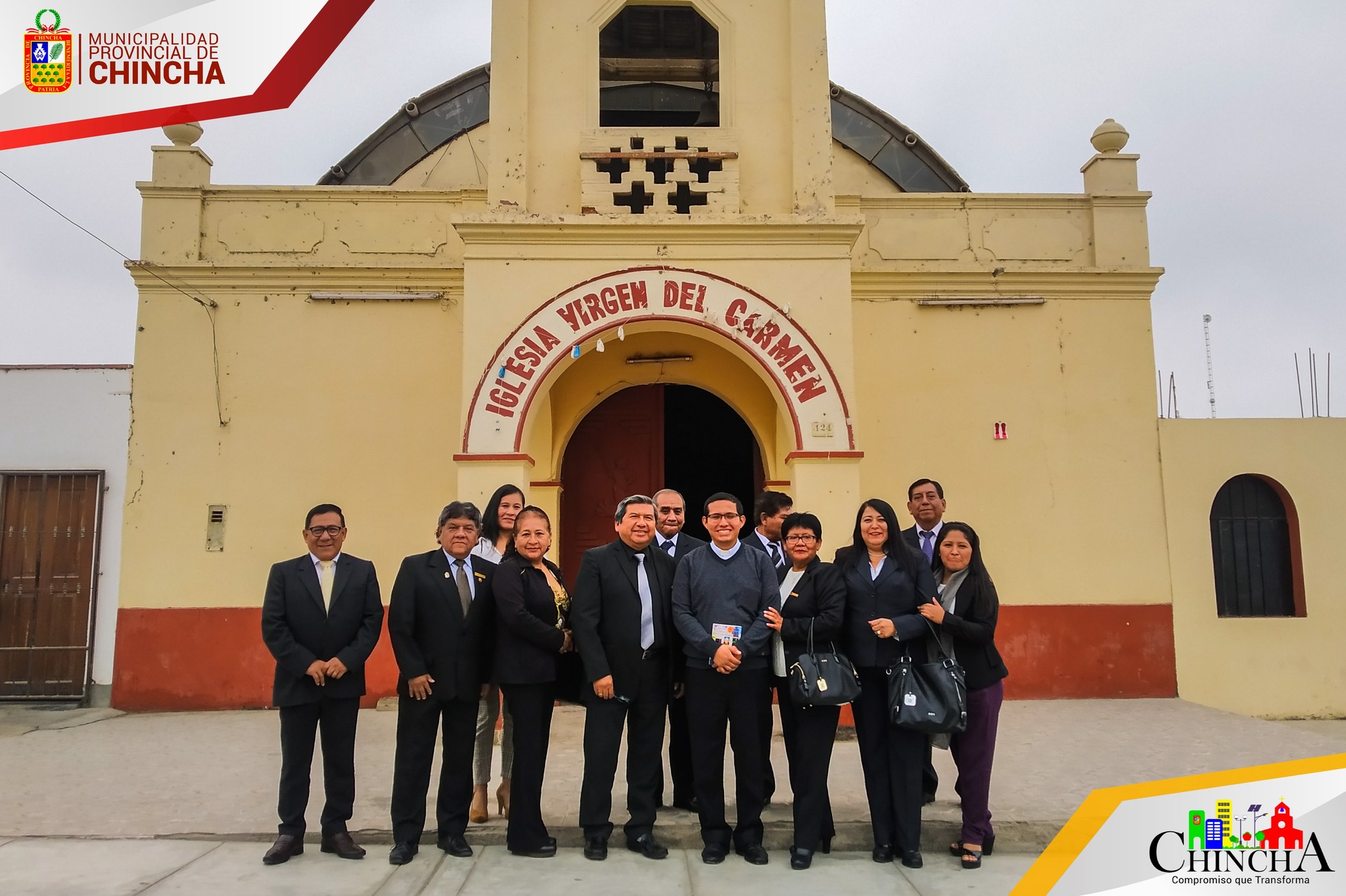 ✅Hoy se celebra la creación del Registro Nacional de Identificación y Estado Civil (Reniec) y el Día del Registrador Civil. 👨🏻💼👩🏻💼
Desde la Municipalidad Provincial de Chincha felicitamos su labor profesional y destacamos la importancia del registro de nuestros datos como nacimientos, defunciones, matrimonio.
Por ello se llevó a cabo la misa, paseo de bandera e izamiento del pabellón nacional, en el distrito de alto laran, dónde los regidores de cada una de las entidades participaron de este acto de conmemoración y reconocimiento.
📌Valoramos su aporte para la identificación personal. ¡Feliz día del registrador civil!🎊
#MunicipalidadProvincialDeChincha
#Compromisoquetransforma