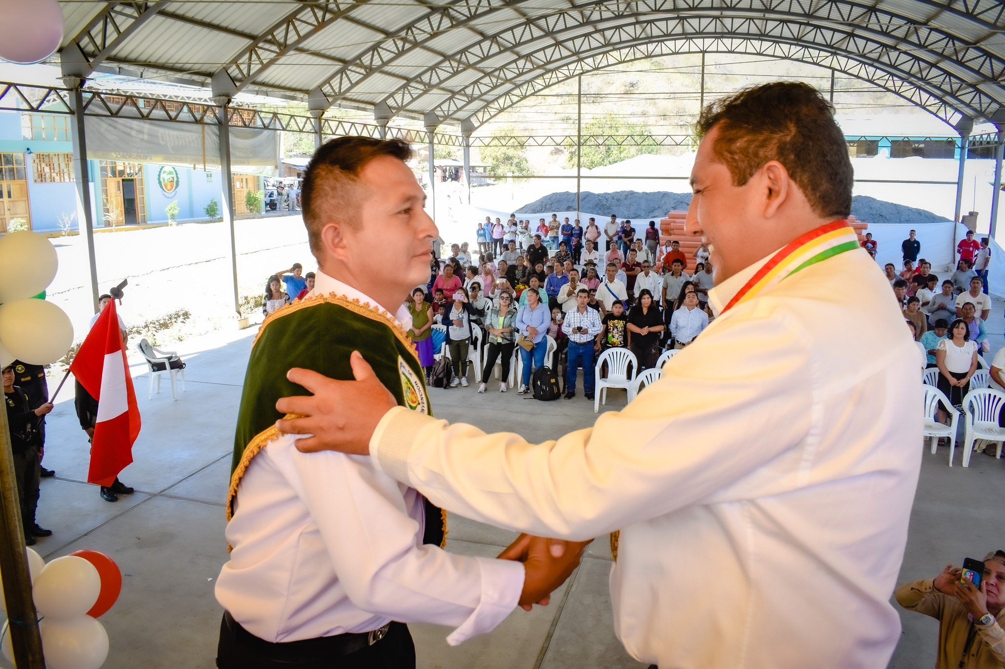 Alcalde y regidores de MCP de Chancamayo juramentan para período 2023-2026