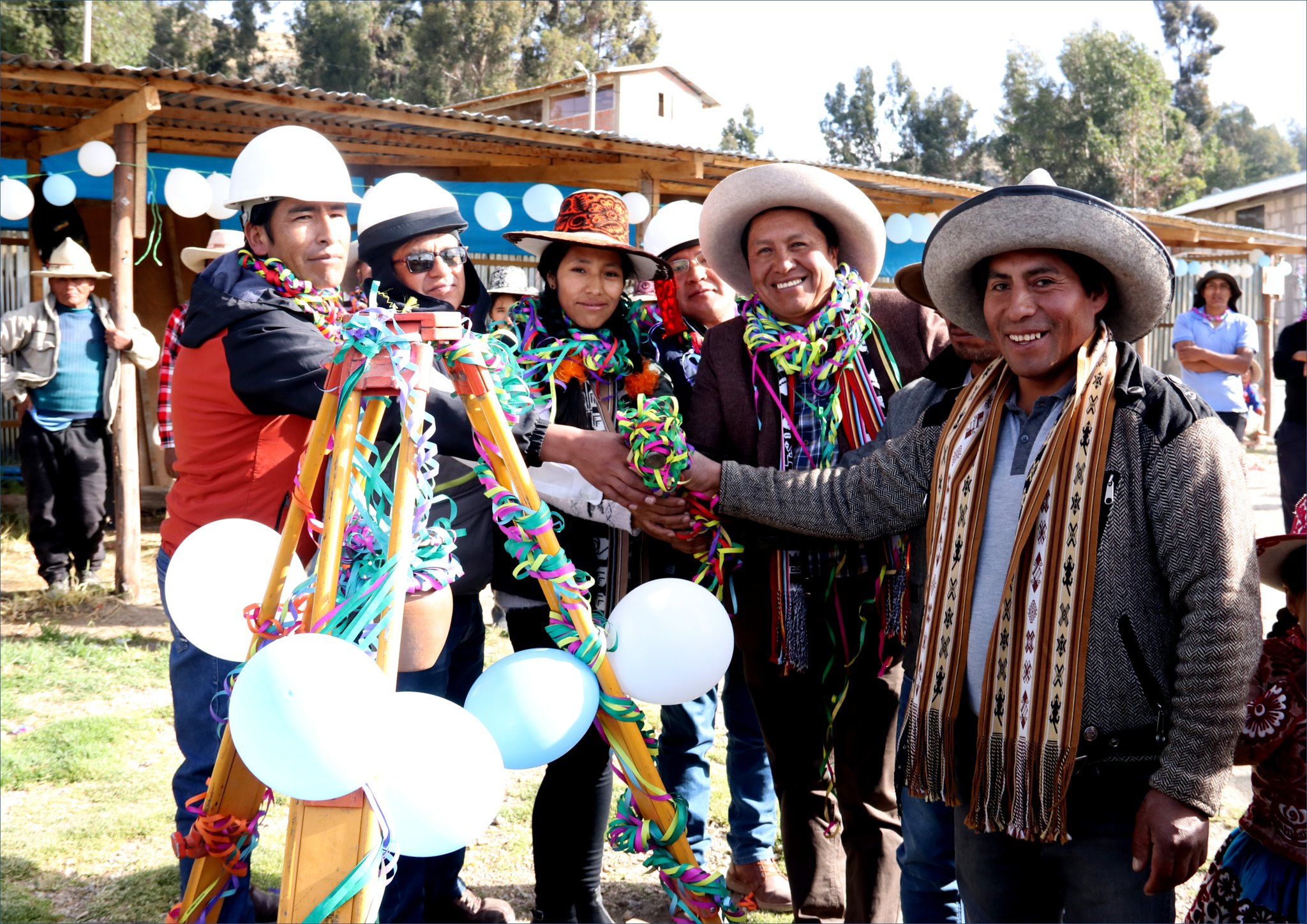 Municipalidad de Chumbivilcas inaugura obra de saneamiento básico en el anexo Vista Alegre - Santo Tomás 