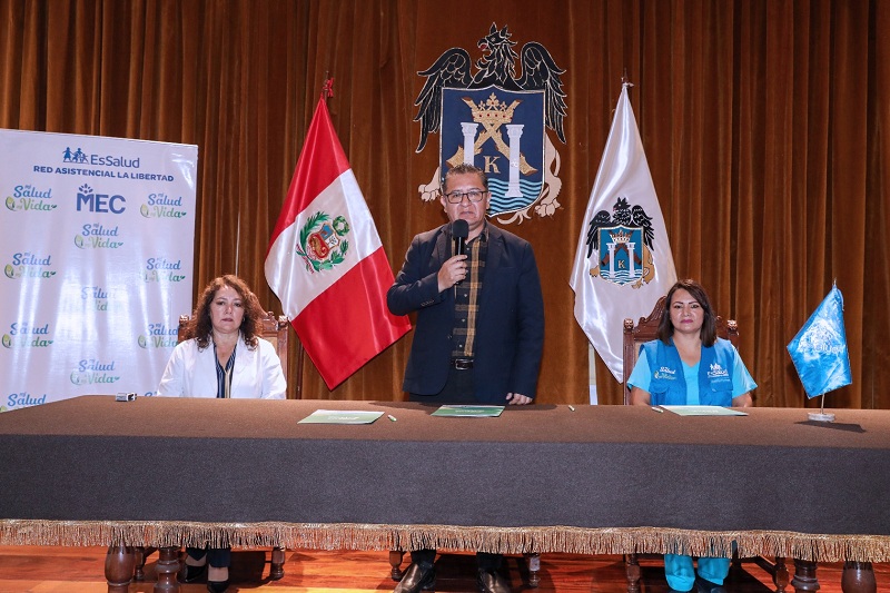 Henry Díaz Rodríguez, gerente municipal, destacó la alianza suscrita señalando que la unión entre instituciones públicas optimiza esfuerzos y recursos.