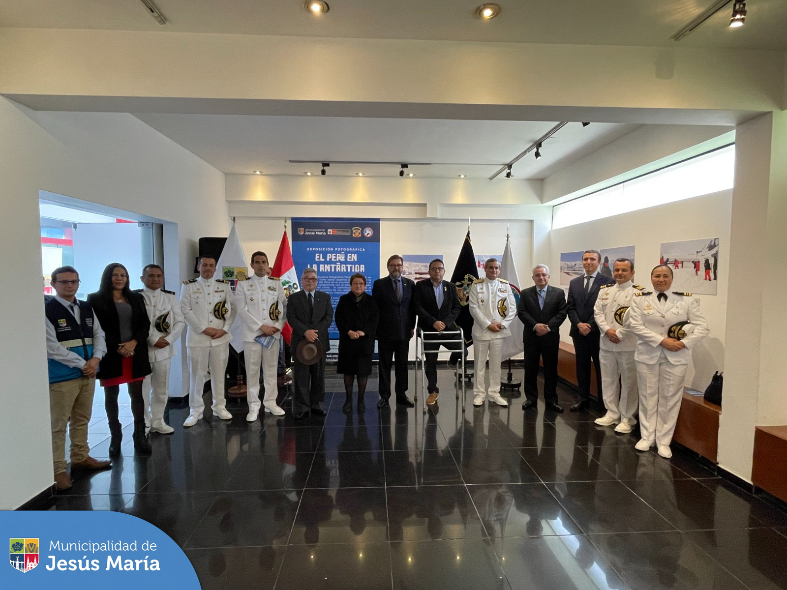 Gracias al trabajo en conjunto con la Marina de Guerra del Perú y la Dirección de Asuntos Antárticos de la Dirección General de Soberanía Límites y Asuntos Antárticos del Ministerio de Relaciones Exteriores.