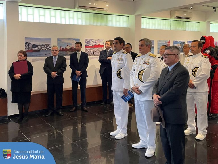 Gracias al trabajo en conjunto con la Marina de Guerra del Perú y la Dirección de Asuntos Antárticos de la Dirección General de Soberanía Límites y Asuntos Antárticos del Ministerio de Relaciones Exteriores.