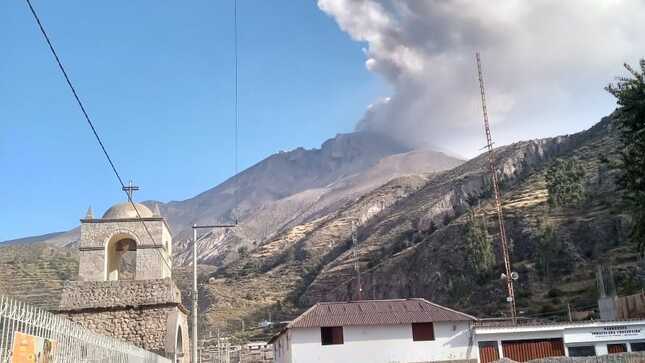 Minsa: población no se ha visto afectada en su salud tras explosiones en el volcán Ubinas
