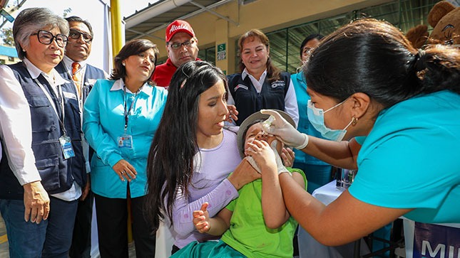 Lima Metropolitana inicia barrido de vacunación contra polio y sarampión en colegios del nivel inicial