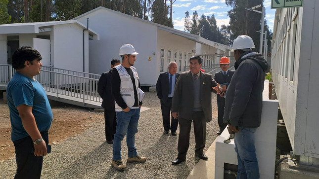 Informamos avances de la escuela temporal a comunidad educativa de la IE Seis de Agosto en Junín