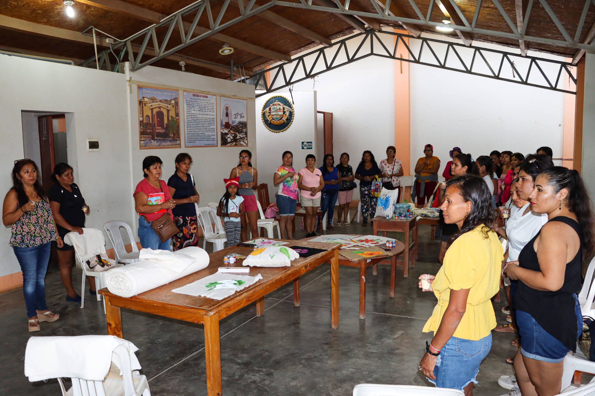 Apertura de Taller Arte y Pintura en tela
