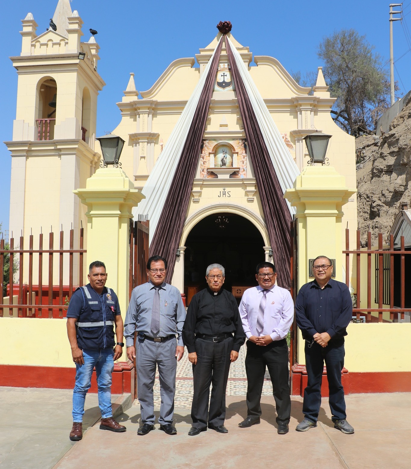 MUNICIPALIDAD DE HUAURA Y DIÓCESIS DE HUACHO COORDINAN ACCIONES PARA RECIBIR A REPRESENTANTE DE SU SANTIDAD EL PAPA FRANCISCO