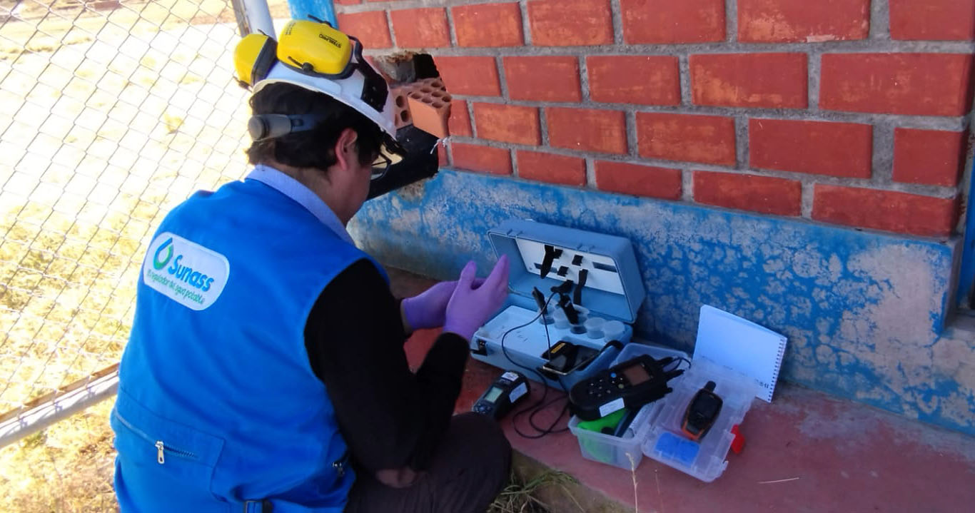 Sunass monitorea calidad de agua potable