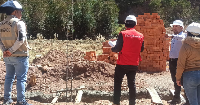 La Contraloría General alertó deficiencias en la construcción de la obra de mejoramiento del cementerio general en el Anexo Chauyar, distrito de San Francisco de Asís de Yarusyacán, lo cual ponen en riesgo la durabilidad y vida útil de este proyecto valorizado en más de S/ 700 mil y que está a cargo de la Municipalidad Distrital de San Francisco de Asís de Yarusyacán.
