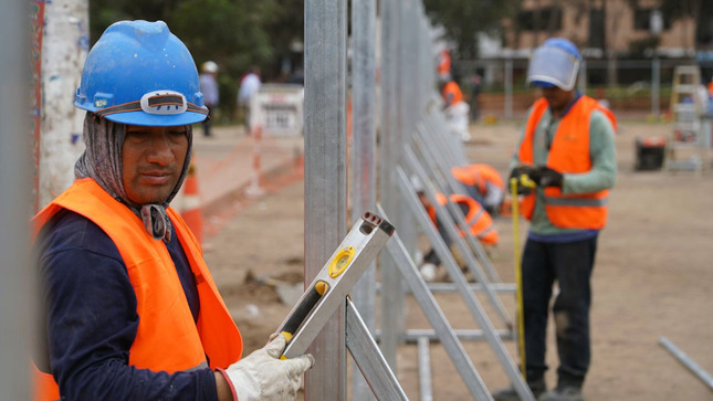 Minedu comienza construcción de aulas temporales para Escuela Bicentenario en San Juan de Lurigancho