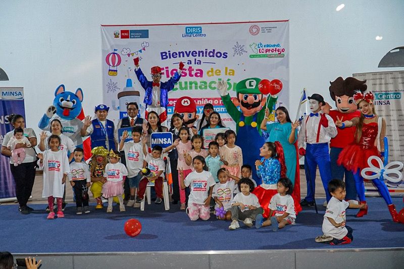 Foto 3 de San Juan de Lurigancho: Gran lanzamiento por la fiesta de la vacunación contra la polio y sarampión congrega a niñas y niños menores 5 años