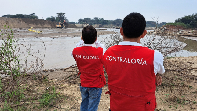 La Contraloría General evidenció irregularidades en la aprobación y rendición de S/ 148 766 otorgados a dos funcionarias responsables del área de Defensa Civil de la Municipalidad Distrital de Pacora, en la provincia de Lambayeque. Los fondos fueron asignados como "encargos internos" para hacer frente a la emergencia por las intensas lluvias de marzo último, en cumplimiento del Decreto Supremo N° 029-2023.