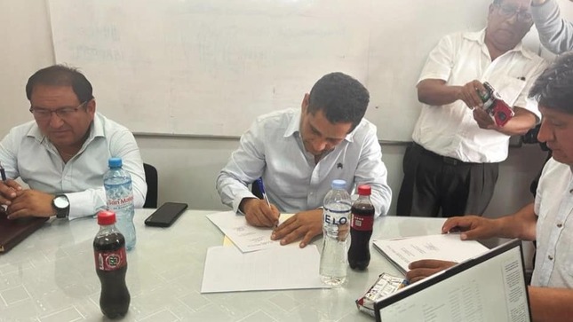 Alcaldes unen esfuerzos y firman acuerdos