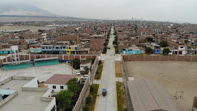 4 mil habitantes de Miramar ya tienen nuevas pistas y veredas gracias al GORE