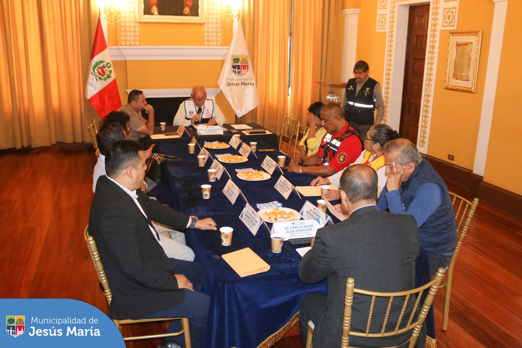 ☝️De esta manera nuestras autoridades distritales 🤝 contribuyen con sus conocimientos y experiencia con el objetivo de fortalecer la seguridad ciudadana del distrito.
