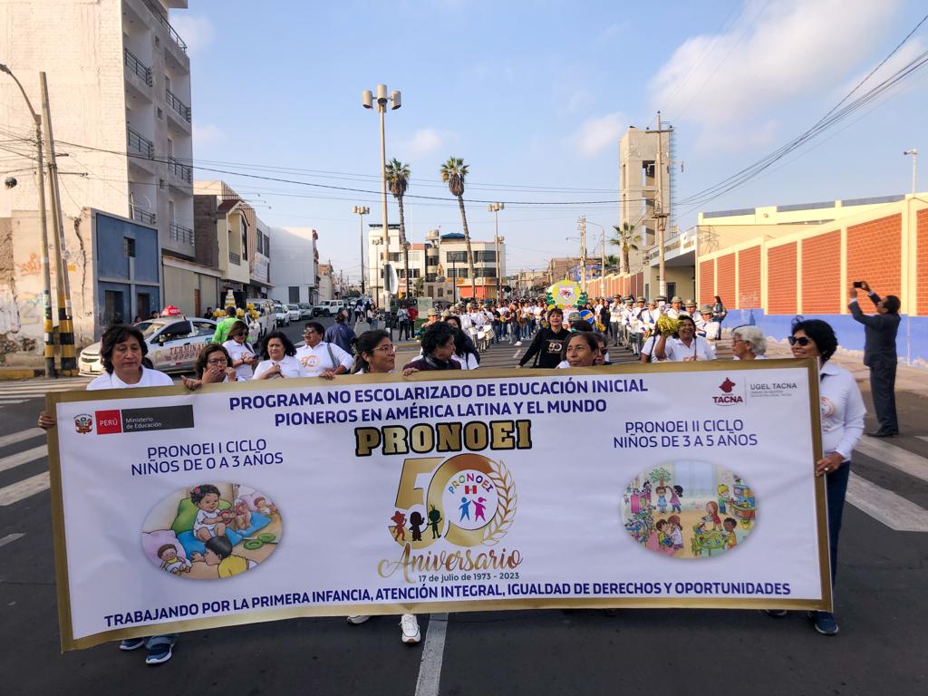 UGEL organiza caminata por 50 años de los PRONOEI