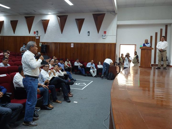 ALCALDE MARLEM MOGOLLÓN RECLAMA MÁS ATENCIÓN PARA OBRAS DE PREVENCIÓN DEL FENÓMENO DE EL NIÑO EN LA PROVINCIA DE SULLANA