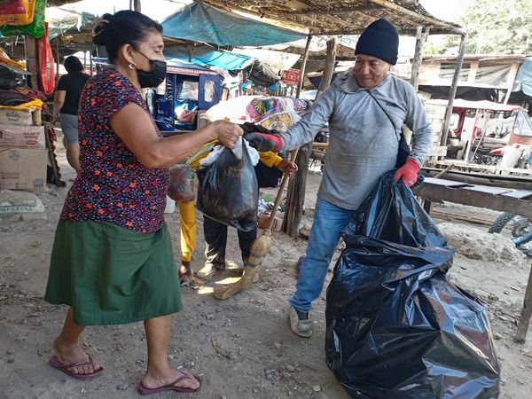 Municipalidad De Sullana Y Comerciantes Participaron De Primera Campaña De Limpieza En Mercadillo
