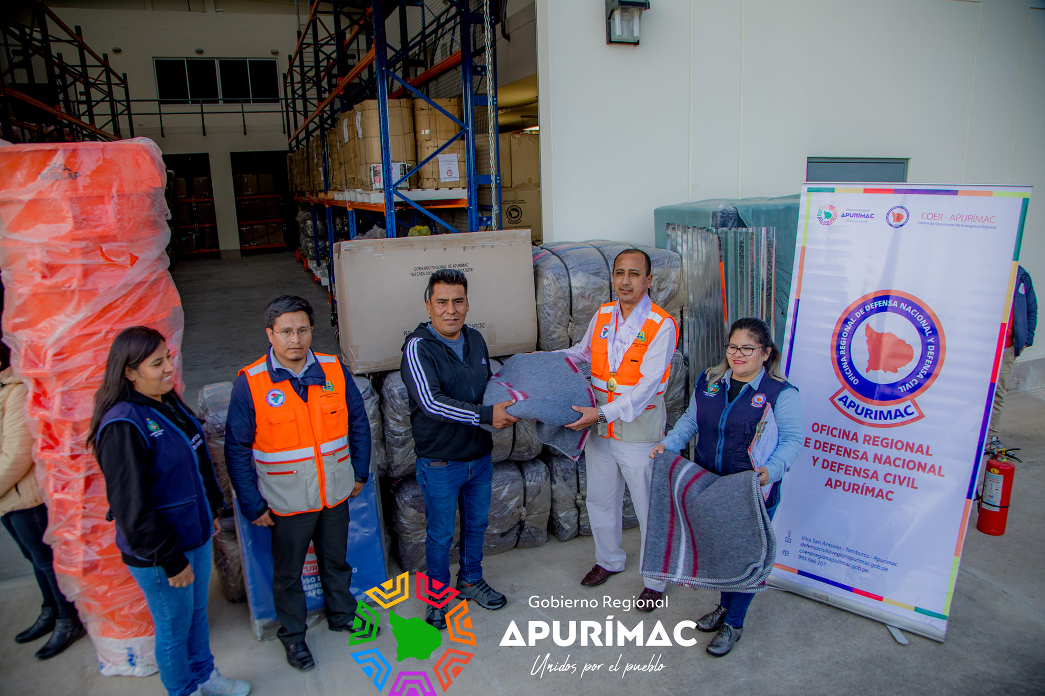 Gobernador Percy Godoy entregó más de 27 toneladas de ayuda humanitaria en beneficio de 4500 familias de Grau y Abancay