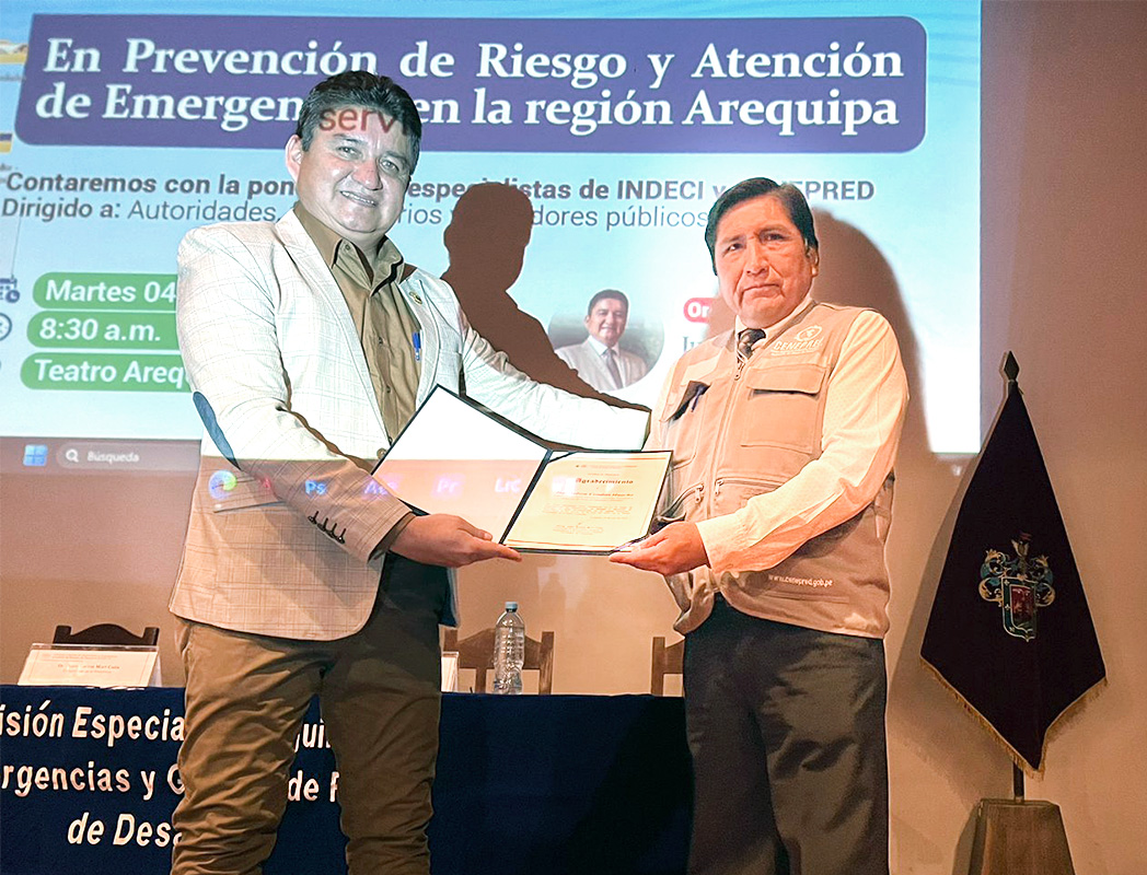 CER Arequipa brinda charla sobre el Sinagerd y sus instrumentos durante taller de capacitación