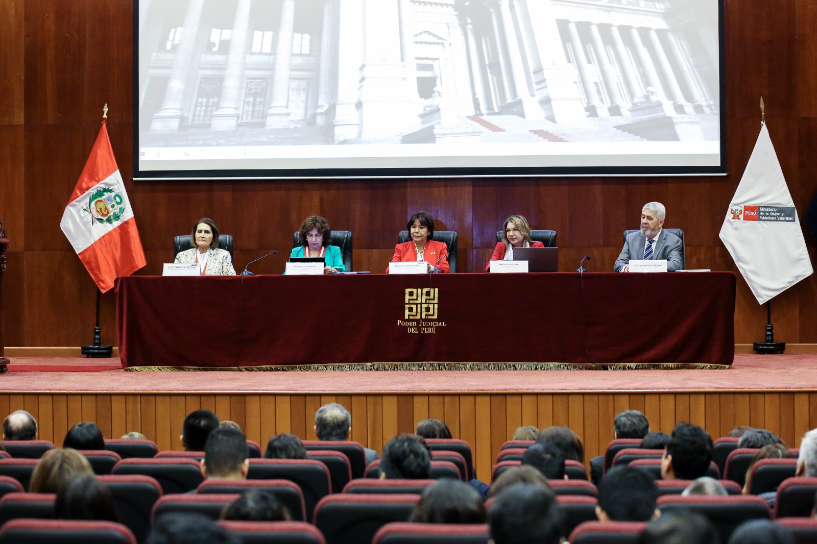 Magistrada Luz Pacheco participa en Programa Académico del Centro de Altos Estudios contra la Violencia hacia las Mujeres y los Integrantes del Grupo Familiar